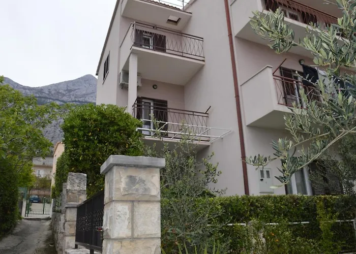 Апартаменти Dane *