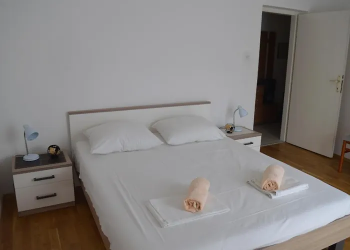 Dane Apartment Makarska